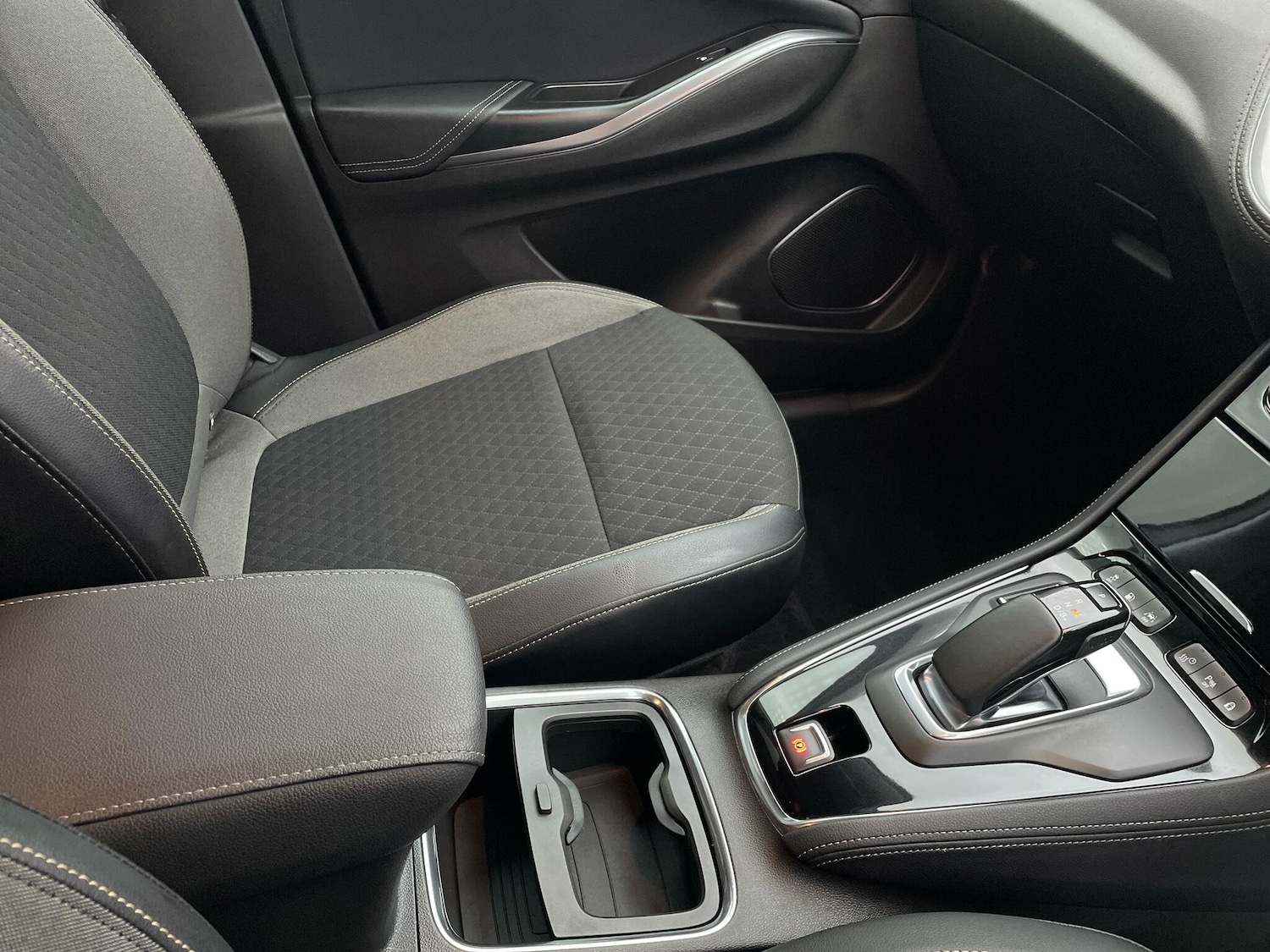 Used Vauxhall Grandland X 2020 for sale - 76688870: Photo 24