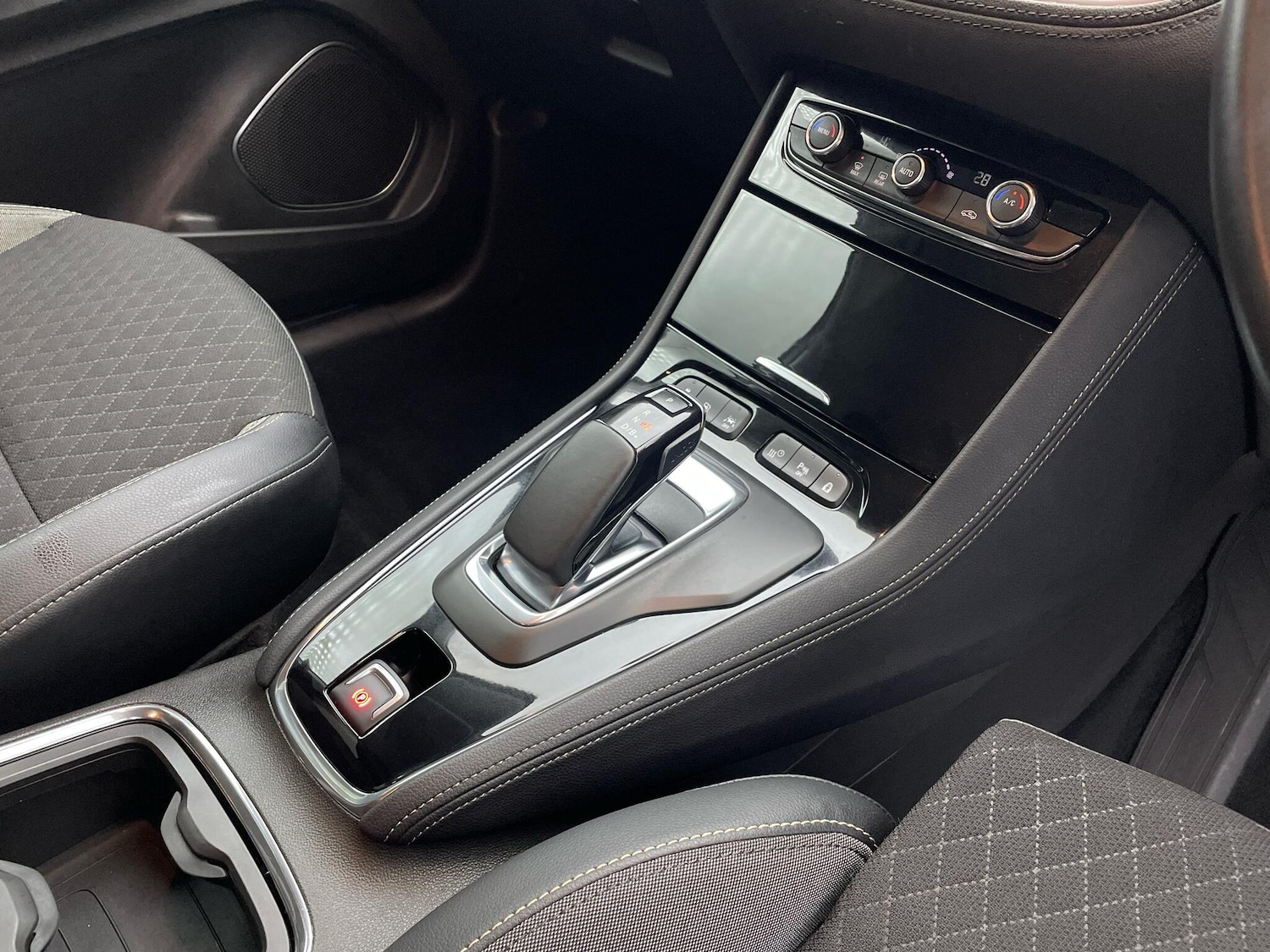 Used Vauxhall Grandland X 2020 for sale - 76688870: Photo 8