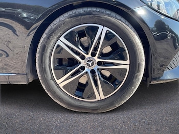 Used Mercedes-Benz C Class 2019 for sale - 79132806: Photo