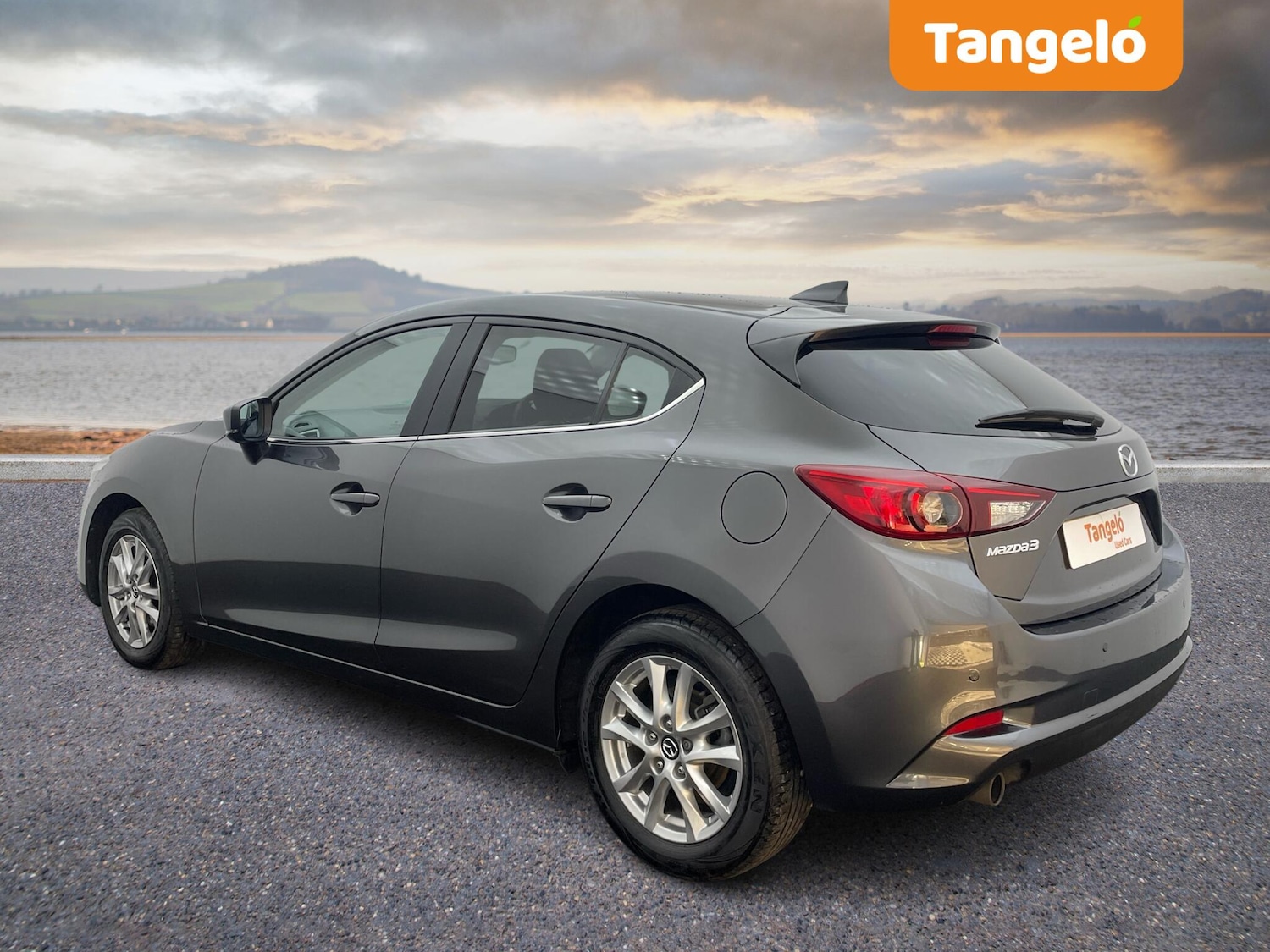 Used Mazda Mazda3 2018 for sale - 76765443: Photo 2