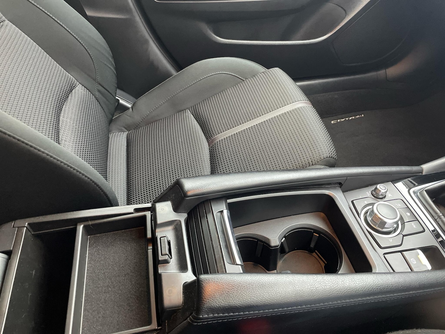 Used Mazda Mazda3 2018 for sale - 76765443: Photo 23