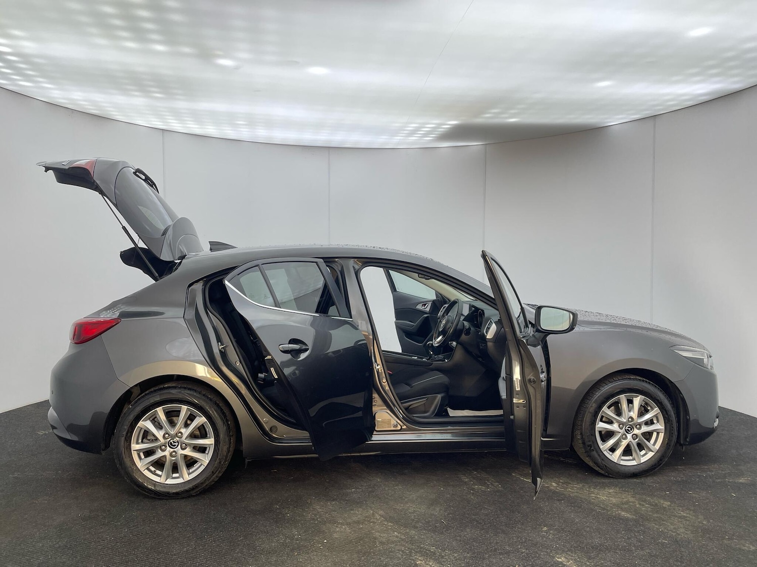 Used Mazda Mazda3 2018 for sale - 76765443: Photo 31