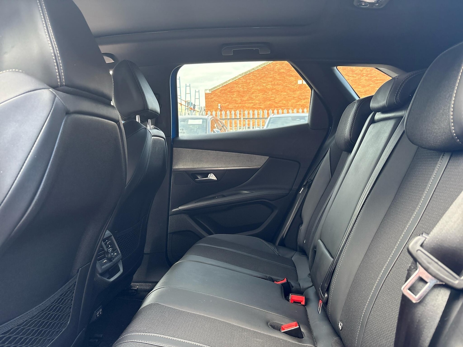 Used Peugeot 3008 2022 for sale - 75837939: Photo 20