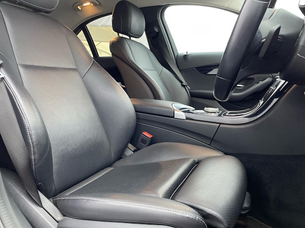 Used Mercedes-Benz C-Class 2019 for sale - 75622981: Photo 24