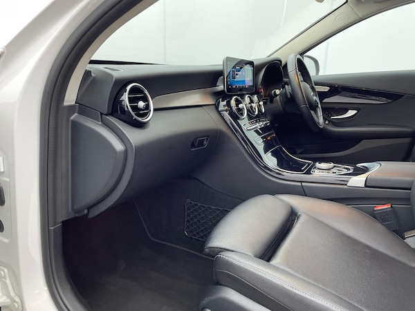 Used Mercedes-Benz C-Class 2019 for sale - 75622981: Photo 31