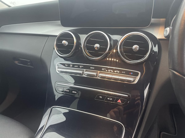 Used Mercedes-Benz C-Class 2019 for sale - 75622981: Photo 8