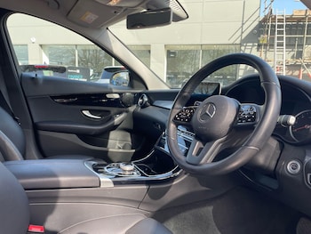 Used Mercedes-Benz C Class 2019 for sale - 78101339: Photo