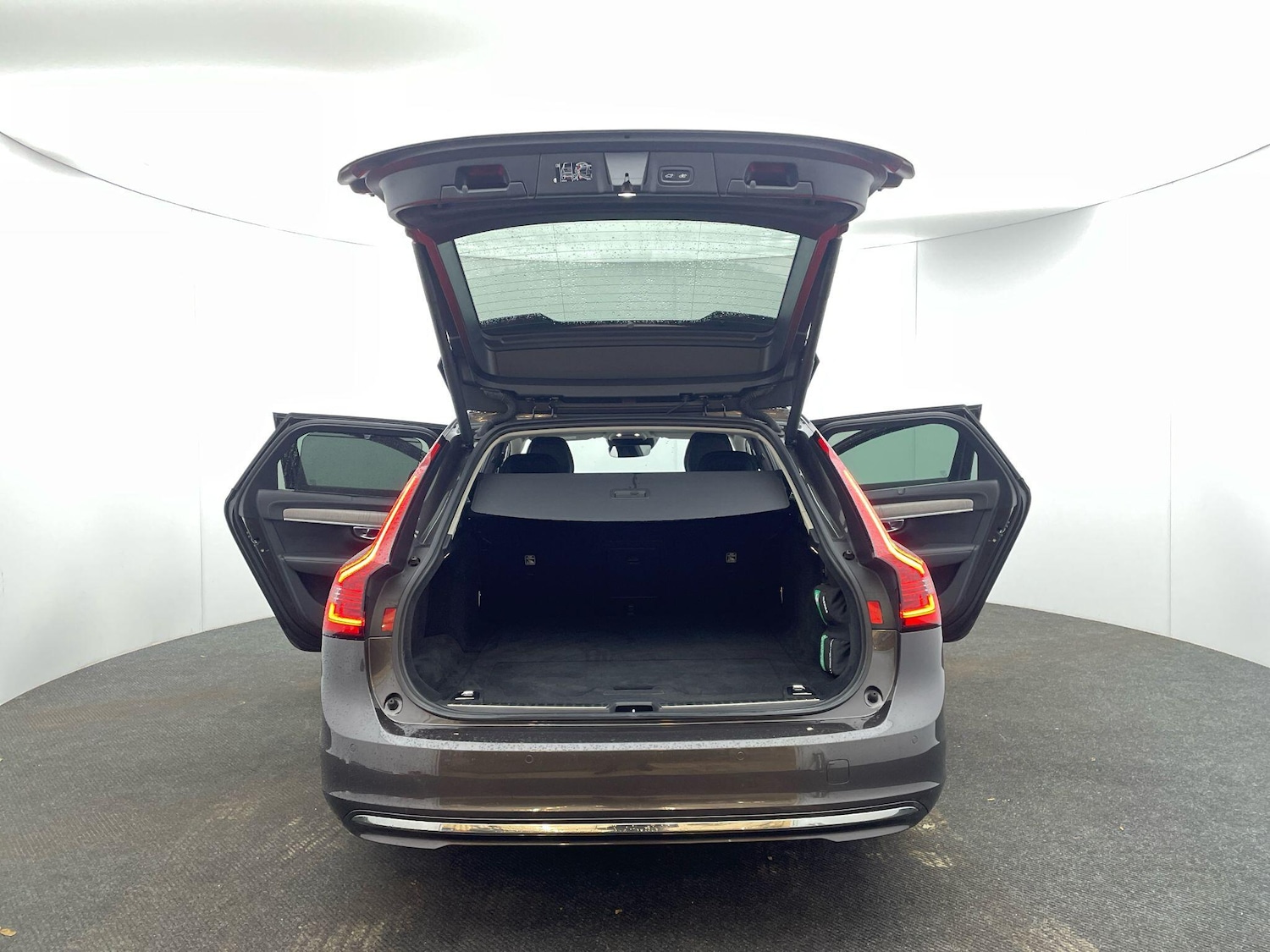 Used Volvo V90 2021 for sale - 76633115: Photo 33