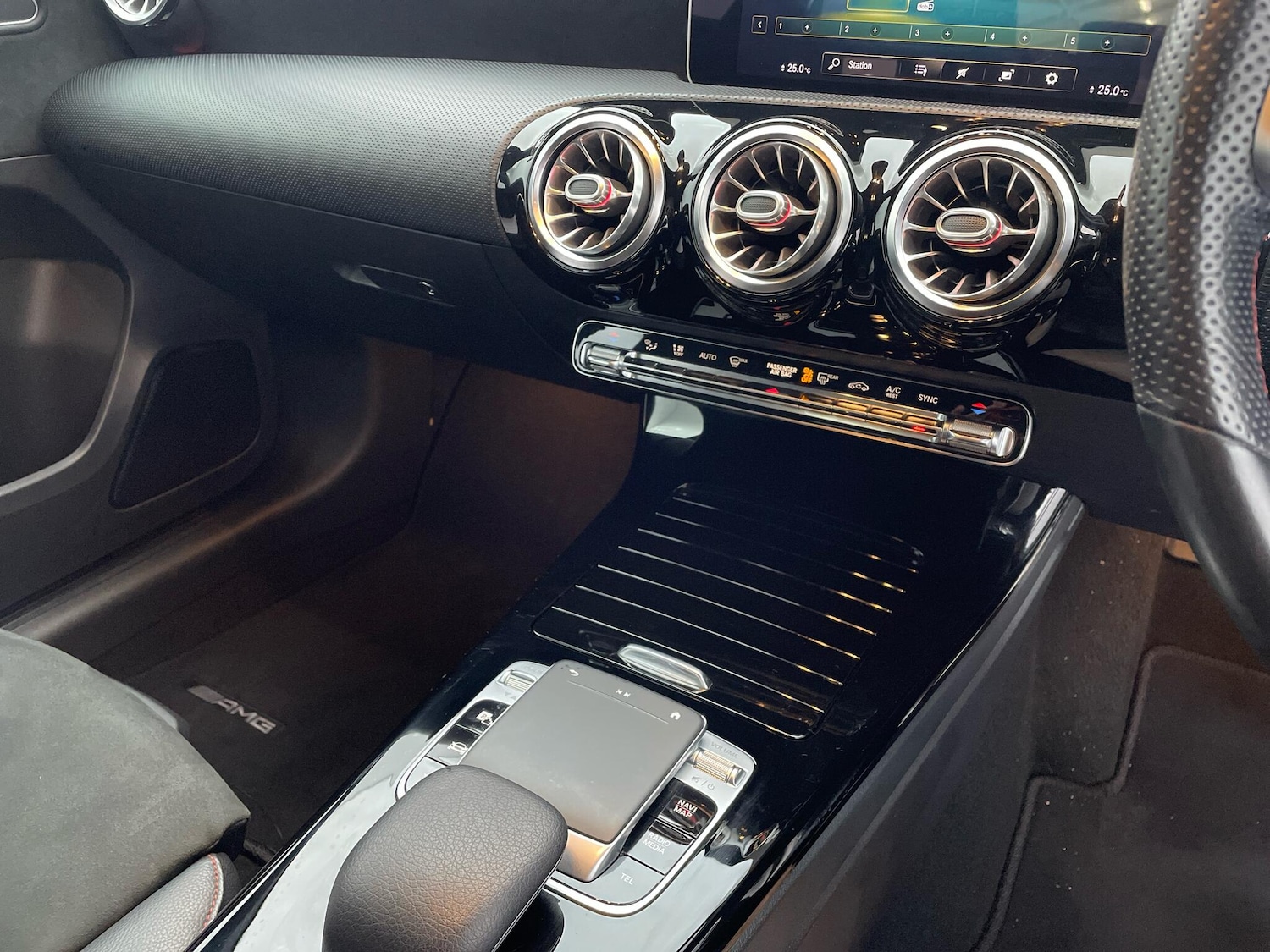 Used Mercedes-Benz A-Class 2019 for sale - 76306922: Photo 22