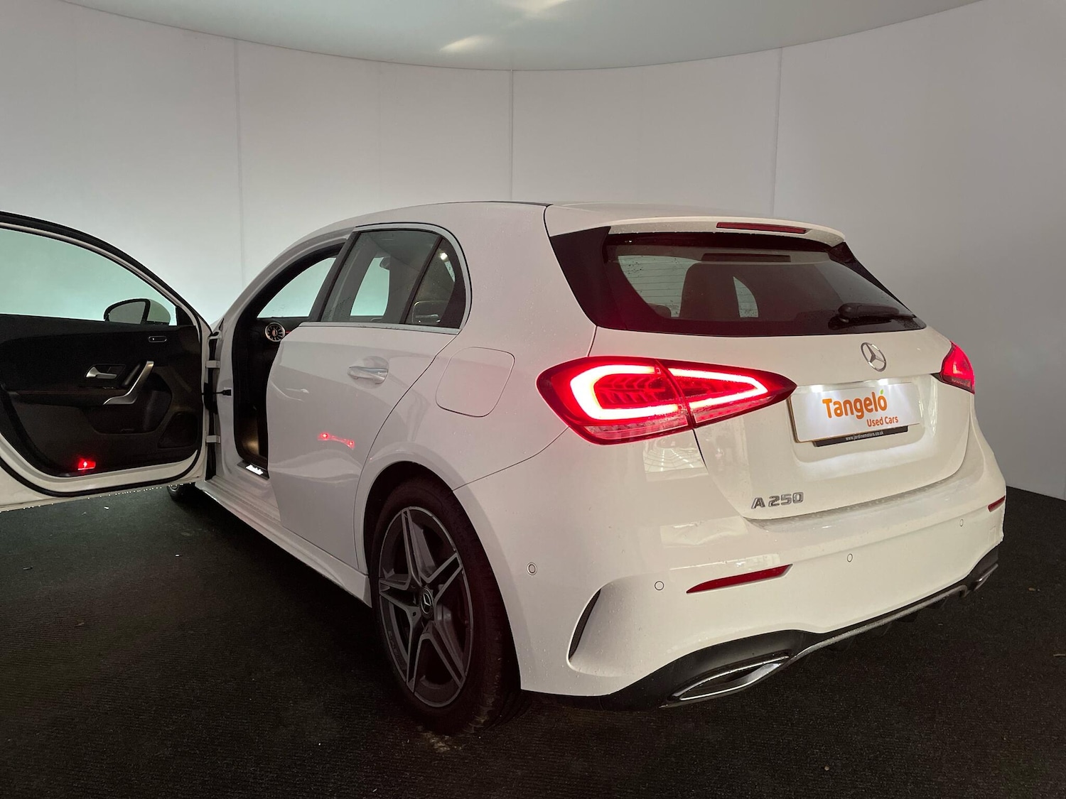 Used Mercedes-Benz A-Class 2019 for sale - 76306922: Photo 32