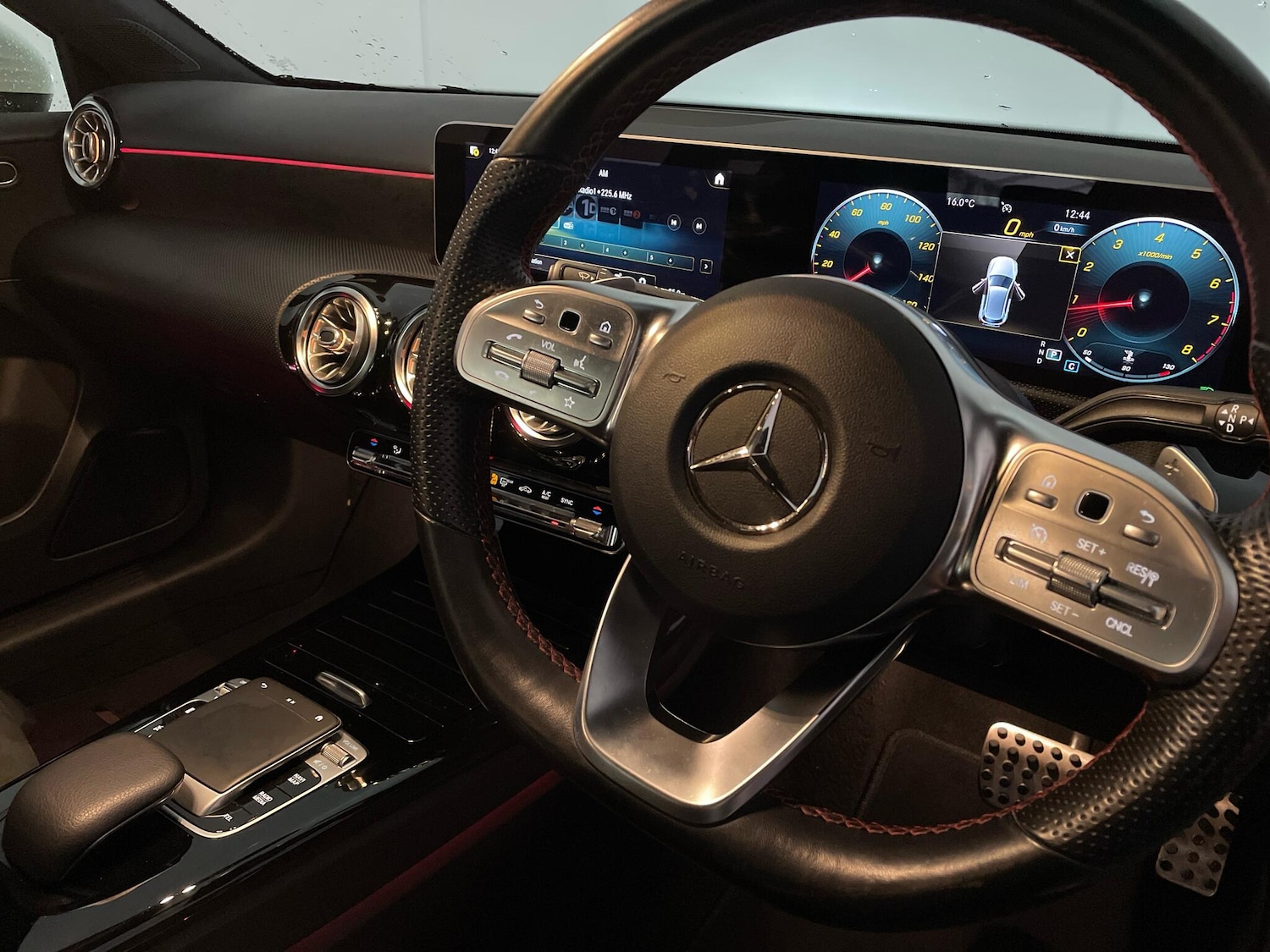 Used Mercedes-Benz A-Class 2019 for sale - 76306922: Photo 35