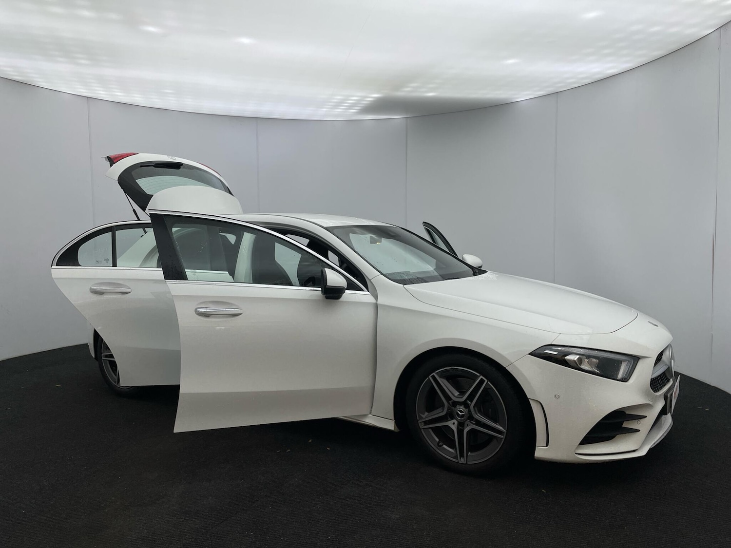 Used Mercedes-Benz A-Class 2019 for sale - 76306922: Photo 39