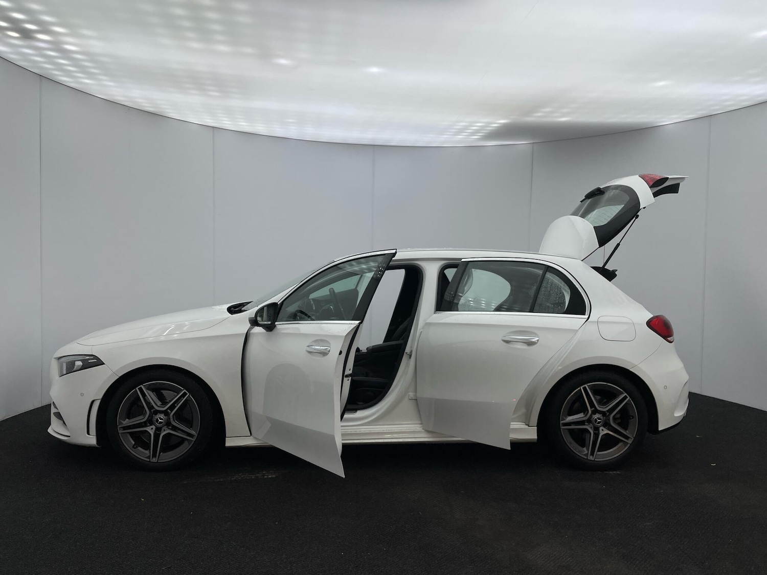 Used Mercedes-Benz A-Class 2019 for sale - 76306922: Photo 42