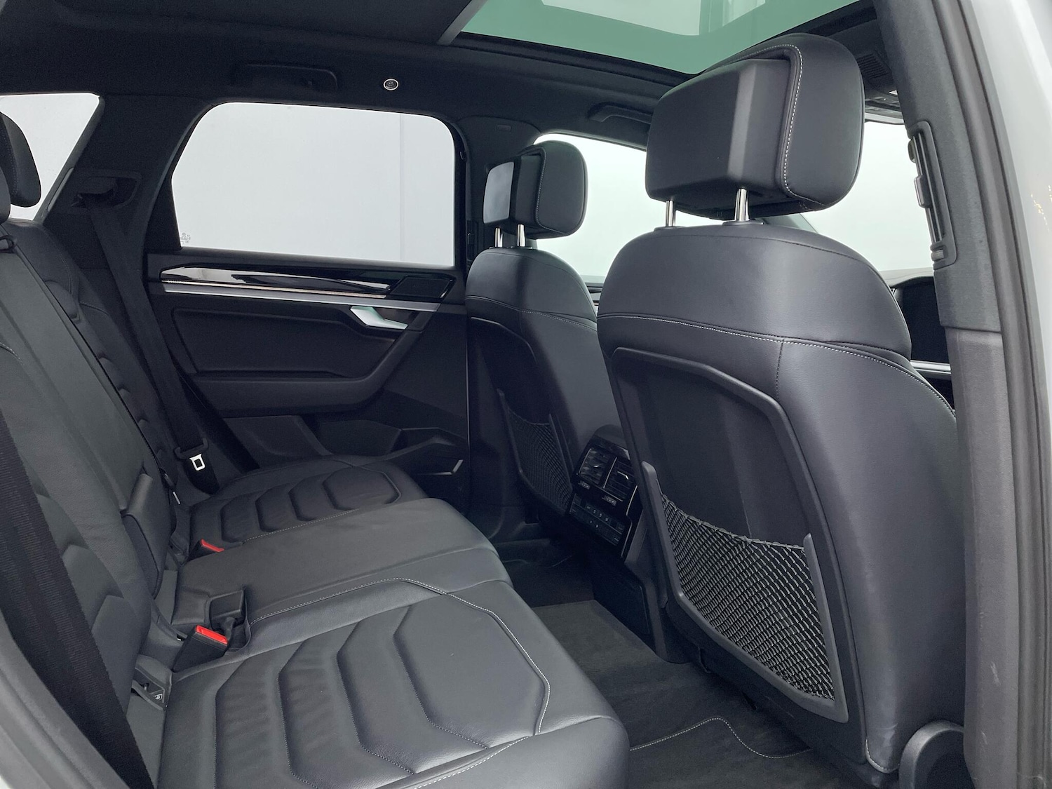 Used Volkswagen Touareg 2022 for sale - 76886683: Photo 14