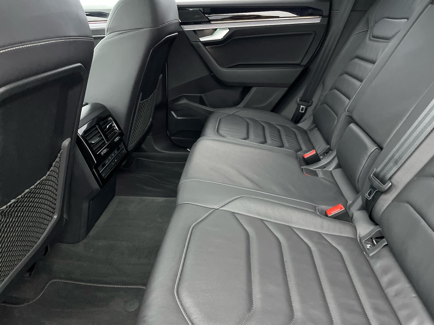 Used Volkswagen Touareg 2022 for sale - 76886683: Photo 19