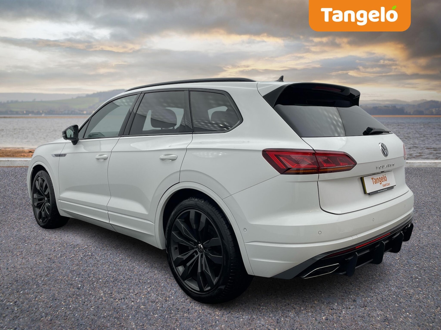 Used Volkswagen Touareg 2022 for sale - 76886683: Photo 2