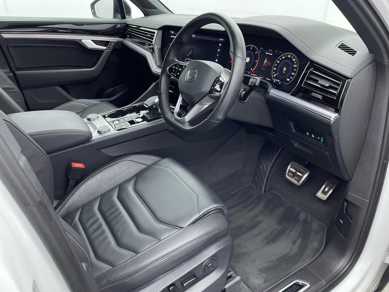 Used Volkswagen Touareg 2022 for sale - 76886683: Photo 27