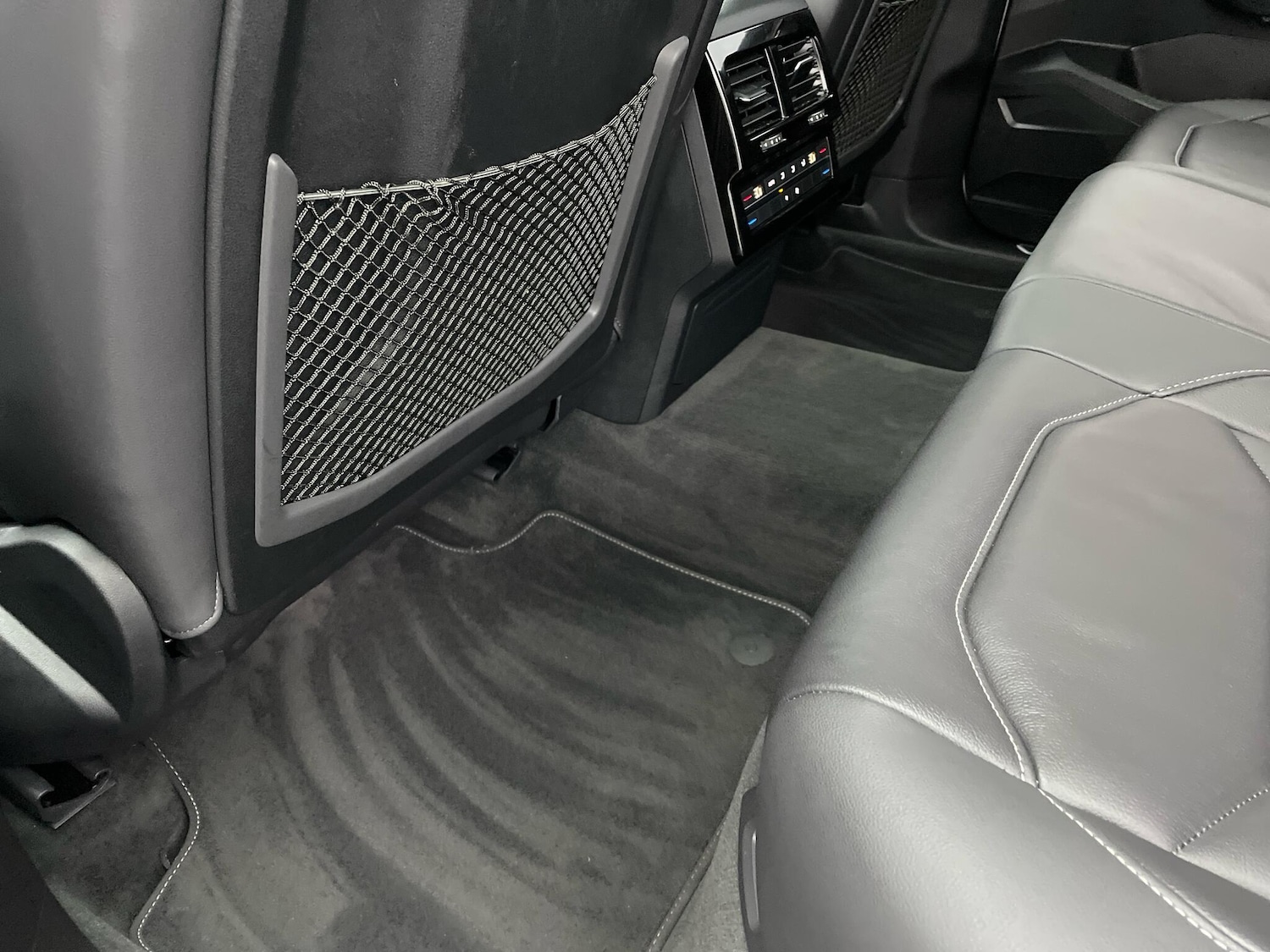 Used Volkswagen Touareg 2022 for sale - 76886683: Photo 31