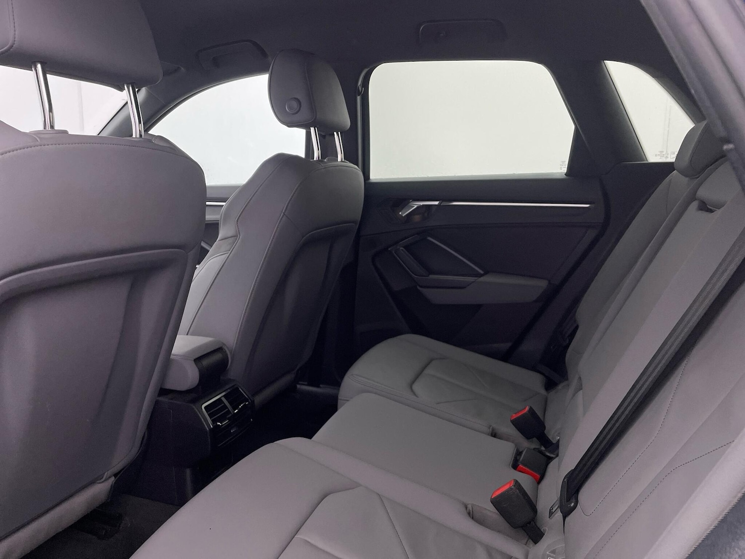 Used Audi Q3 2021 for sale - 76918704: Photo 10