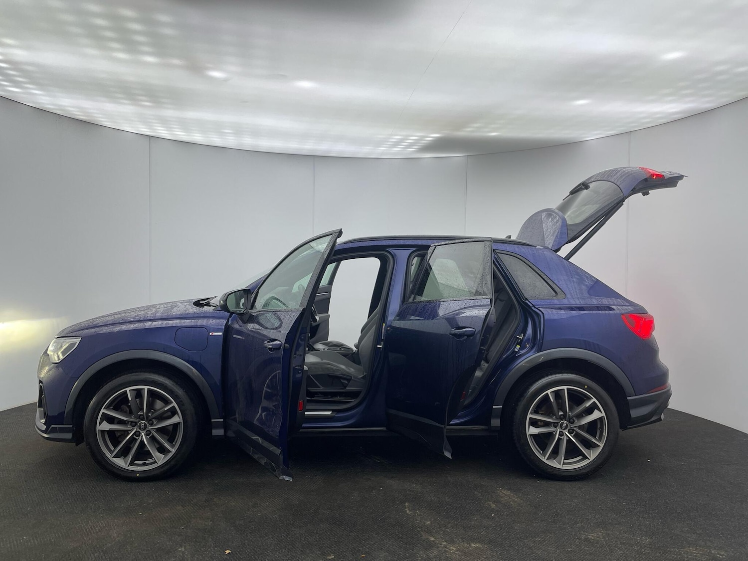 Used Audi Q3 2021 for sale - 76918704: Photo 35