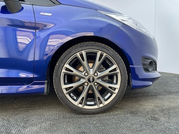 Used Ford Fiesta 2017 for sale - 75415258: Photo