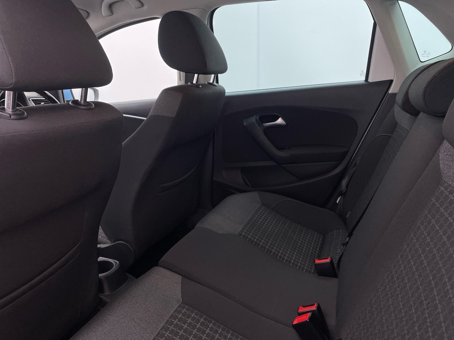 Used Volkswagen Polo 2016 for sale - 76765865: Photo 10