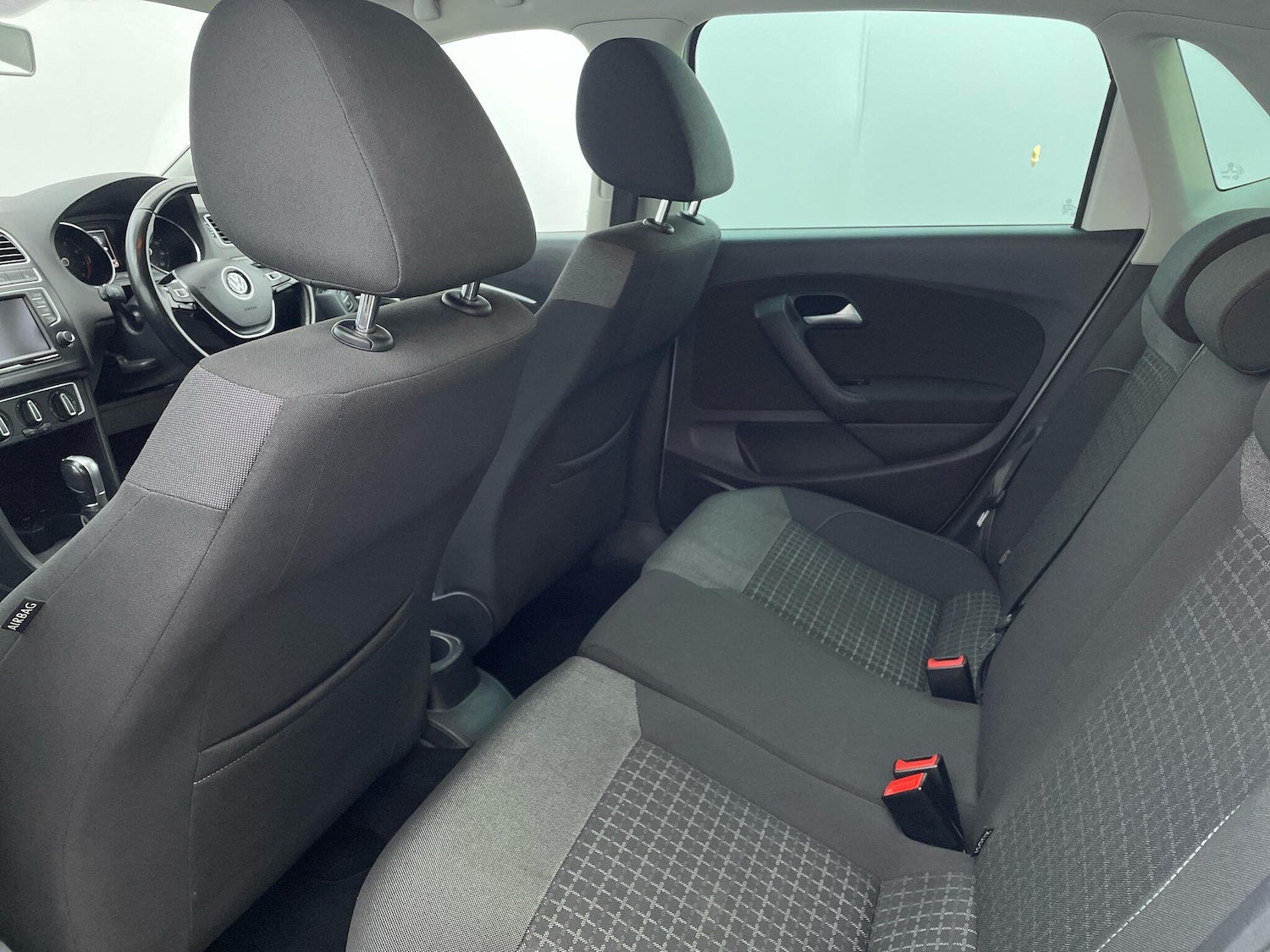 Used Volkswagen Polo 2016 for sale - 76765865: Photo 17