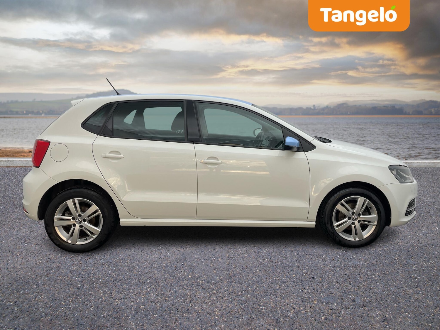 Used Volkswagen Polo 2016 for sale - 76765865: Photo 3