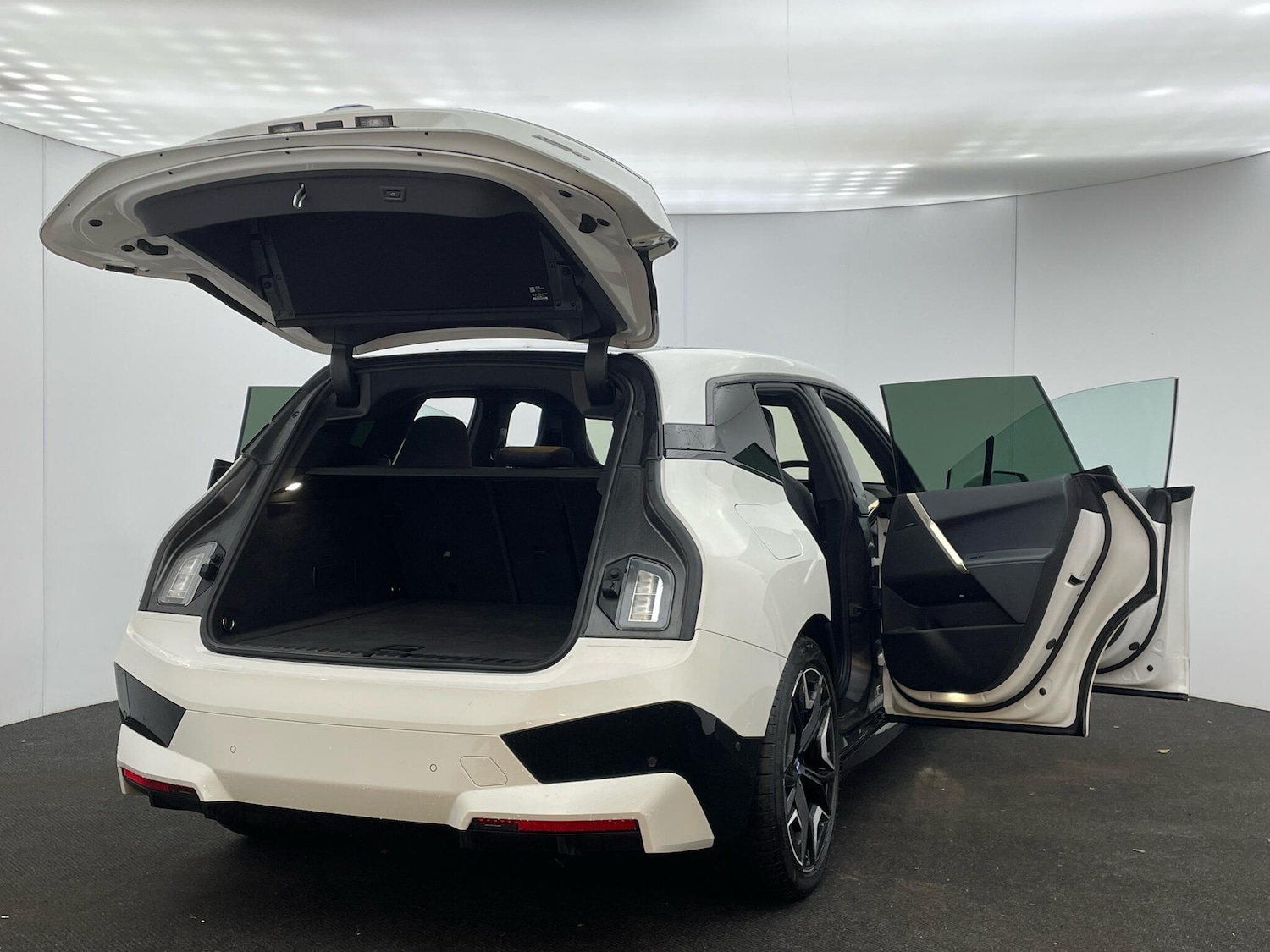 Used BMW iX 2022 for sale - 77203737: Photo 37