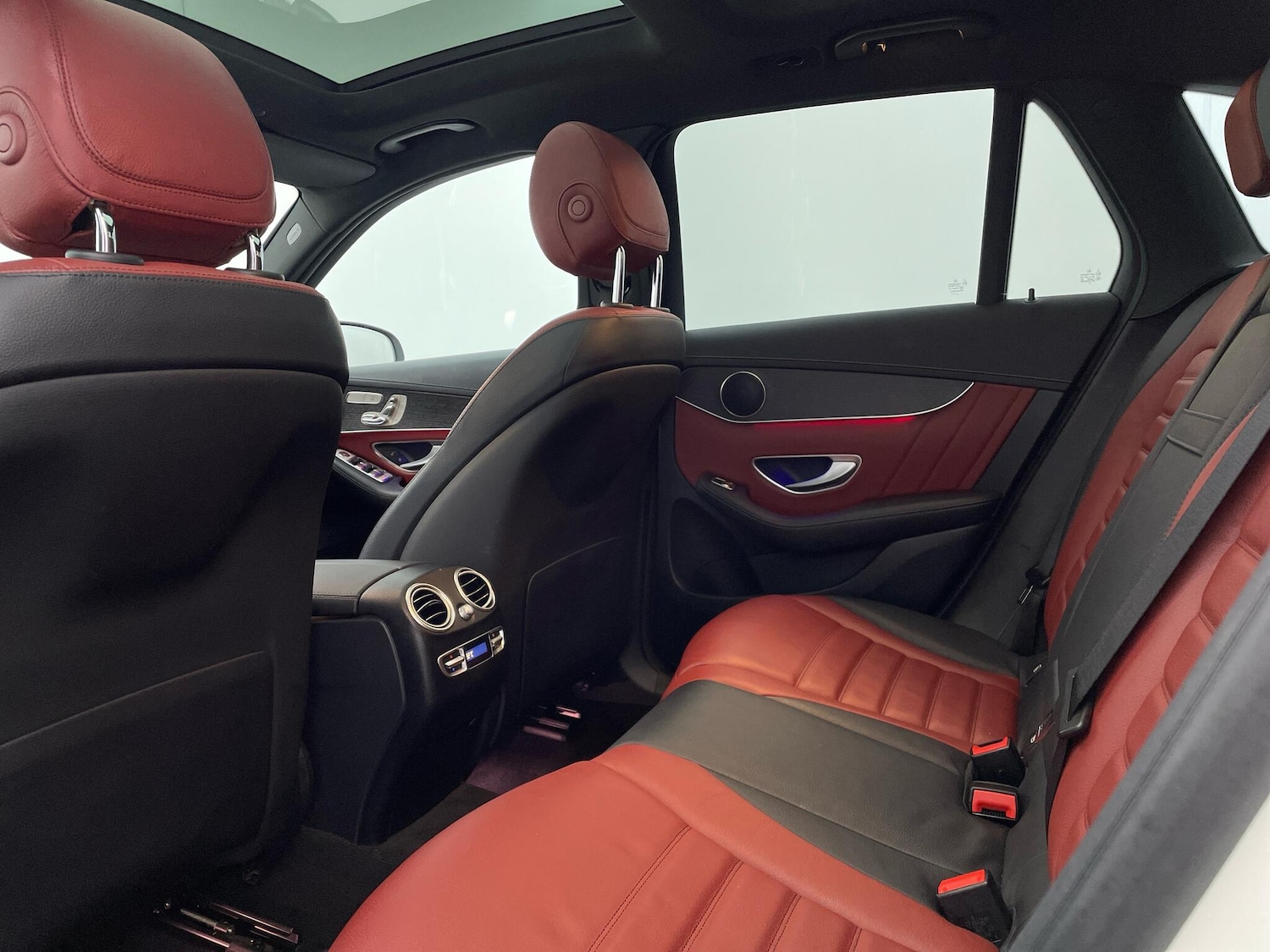 Used Mercedes-Benz GLC 2021 for sale - 76457052: Photo 10