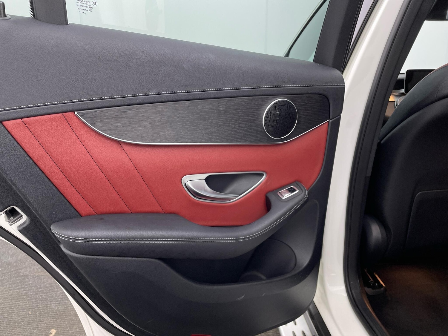 Used Mercedes-Benz GLC 2021 for sale - 76457052: Photo 17