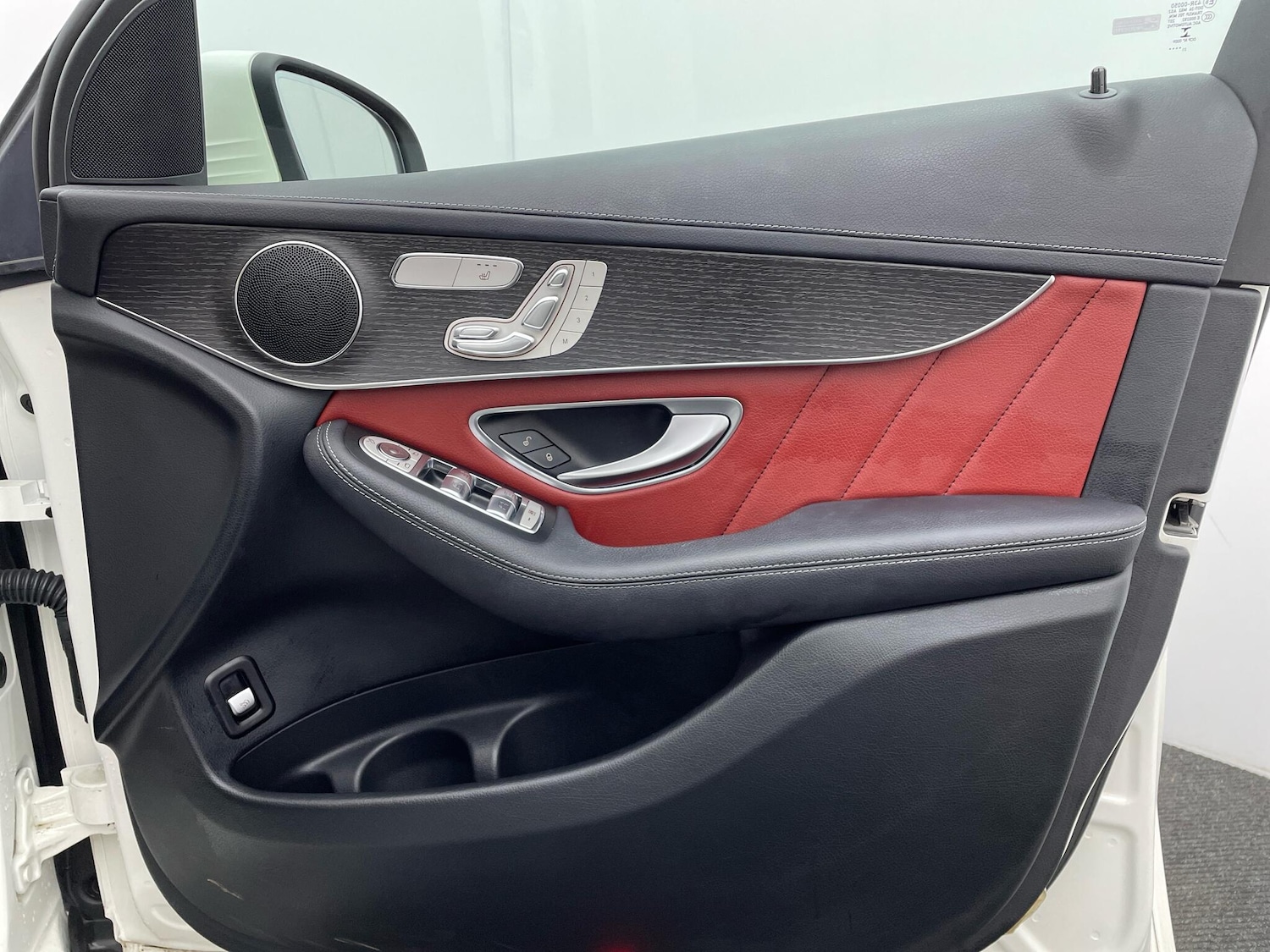 Used Mercedes-Benz GLC 2021 for sale - 76457052: Photo 20