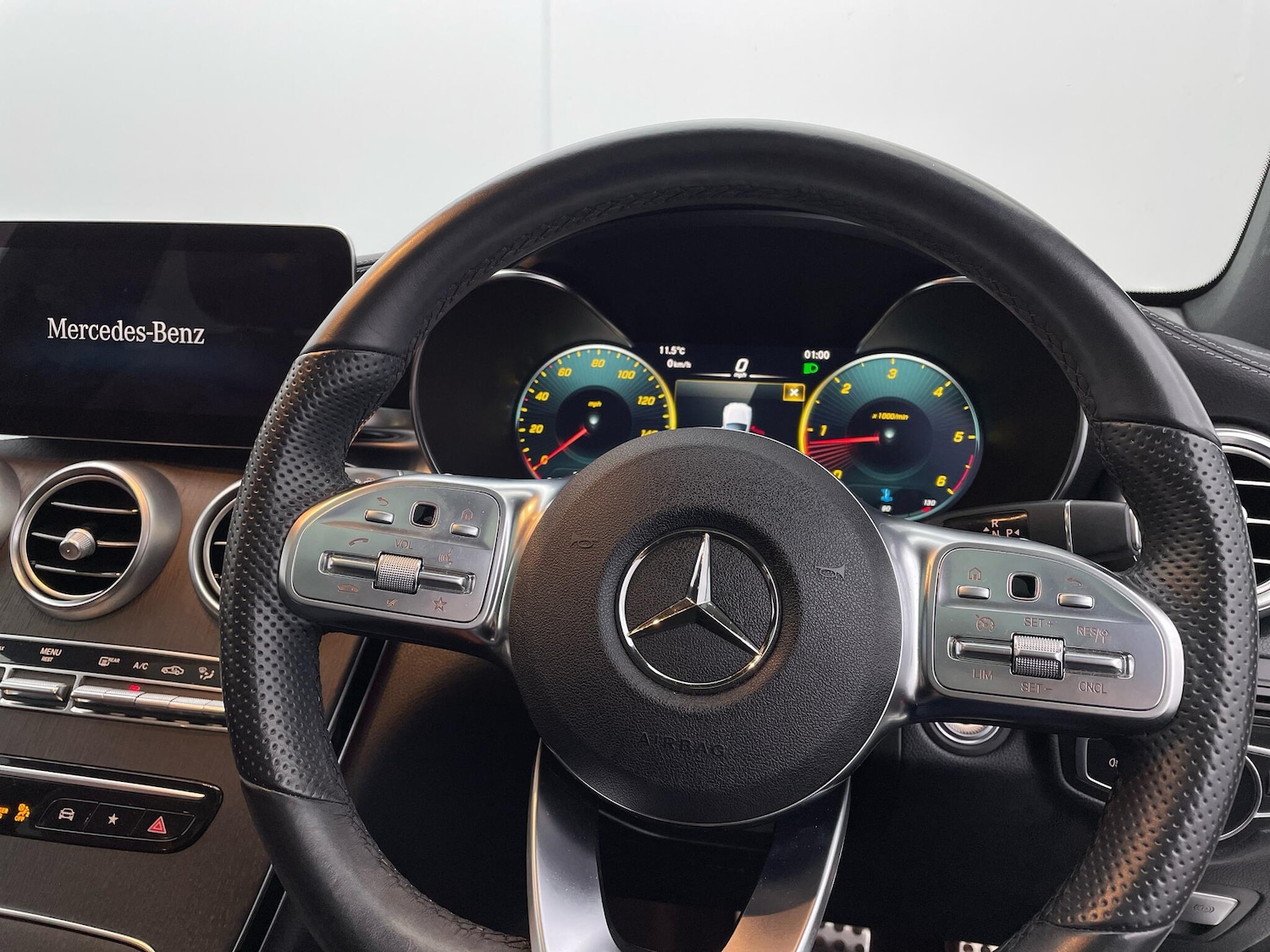 Used Mercedes-Benz GLC 2021 for sale - 76457052: Photo 21