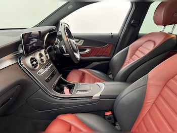 Used Mercedes-Benz GLC 2021 for sale - 76457052: Photo