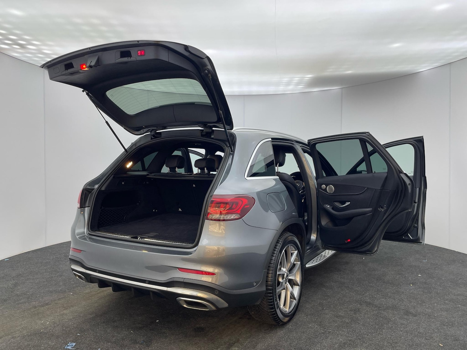 Used Mercedes-Benz GLC 2021 for sale - 76702507: Photo 14