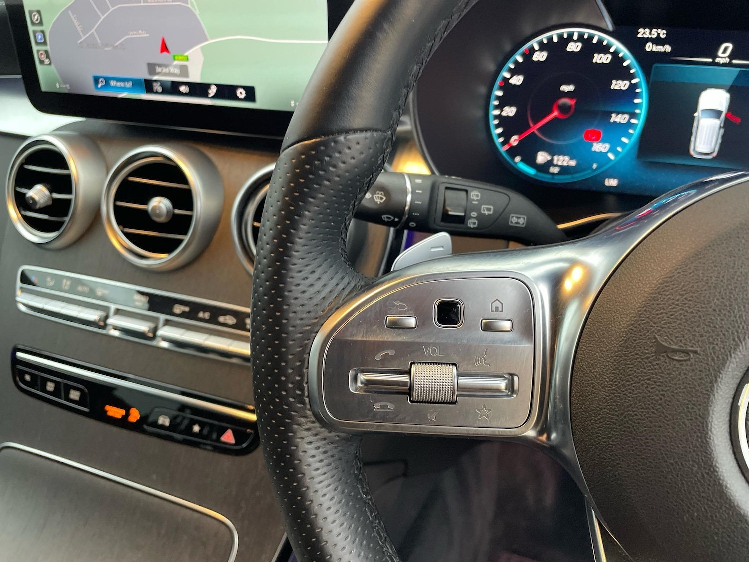 Used Mercedes-Benz GLC 2021 for sale - 76702507: Photo 27