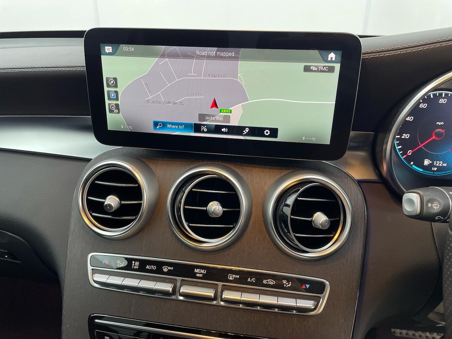 Used Mercedes-Benz GLC 2021 for sale - 76702507: Photo 32