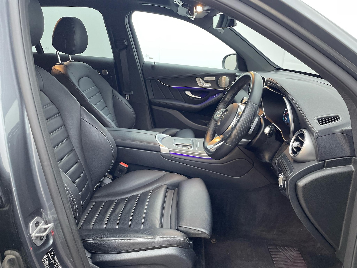 Used Mercedes-Benz GLC 2021 for sale - 76702507: Photo 34