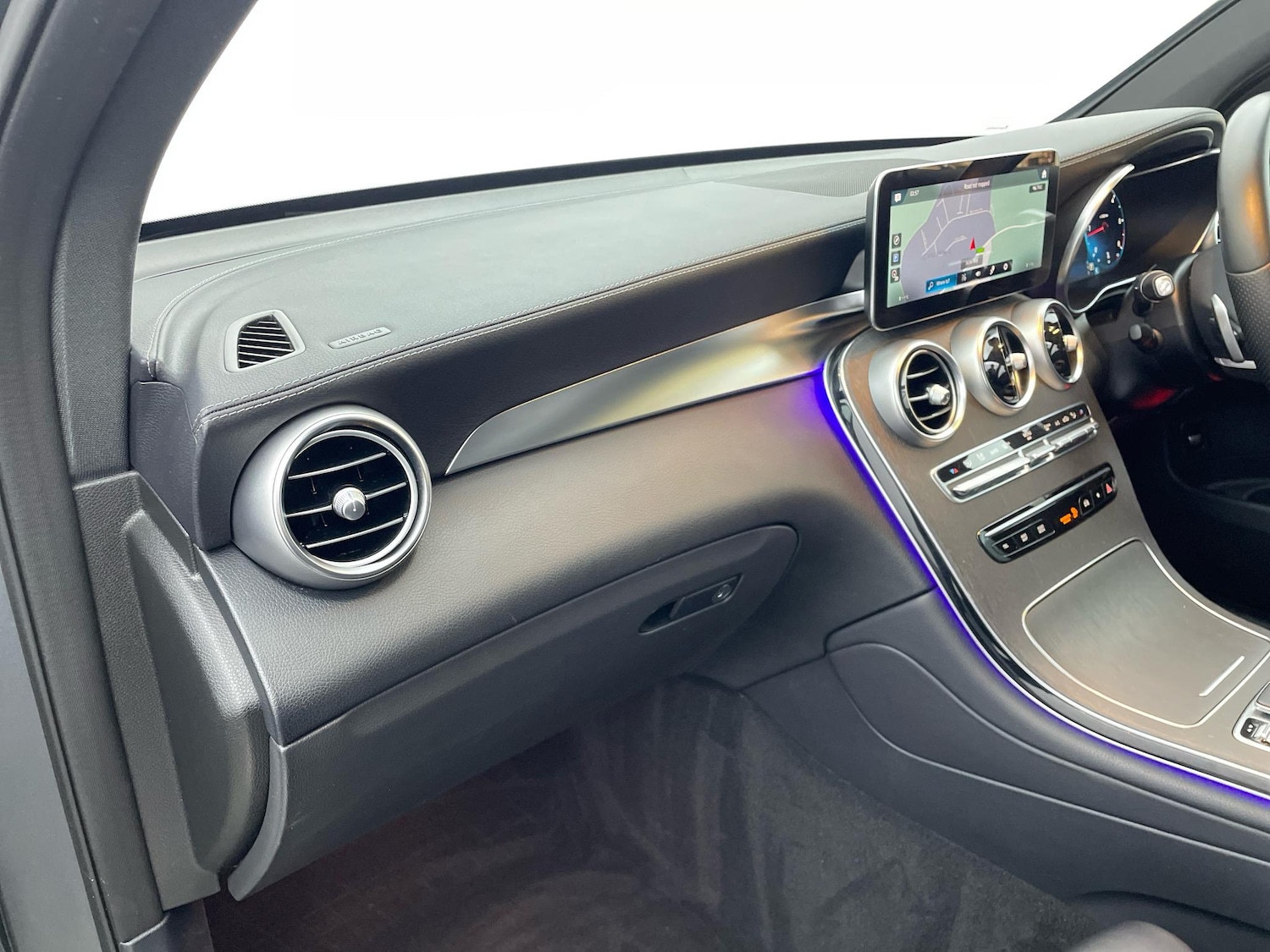 Used Mercedes-Benz GLC 2021 for sale - 76702507: Photo 48