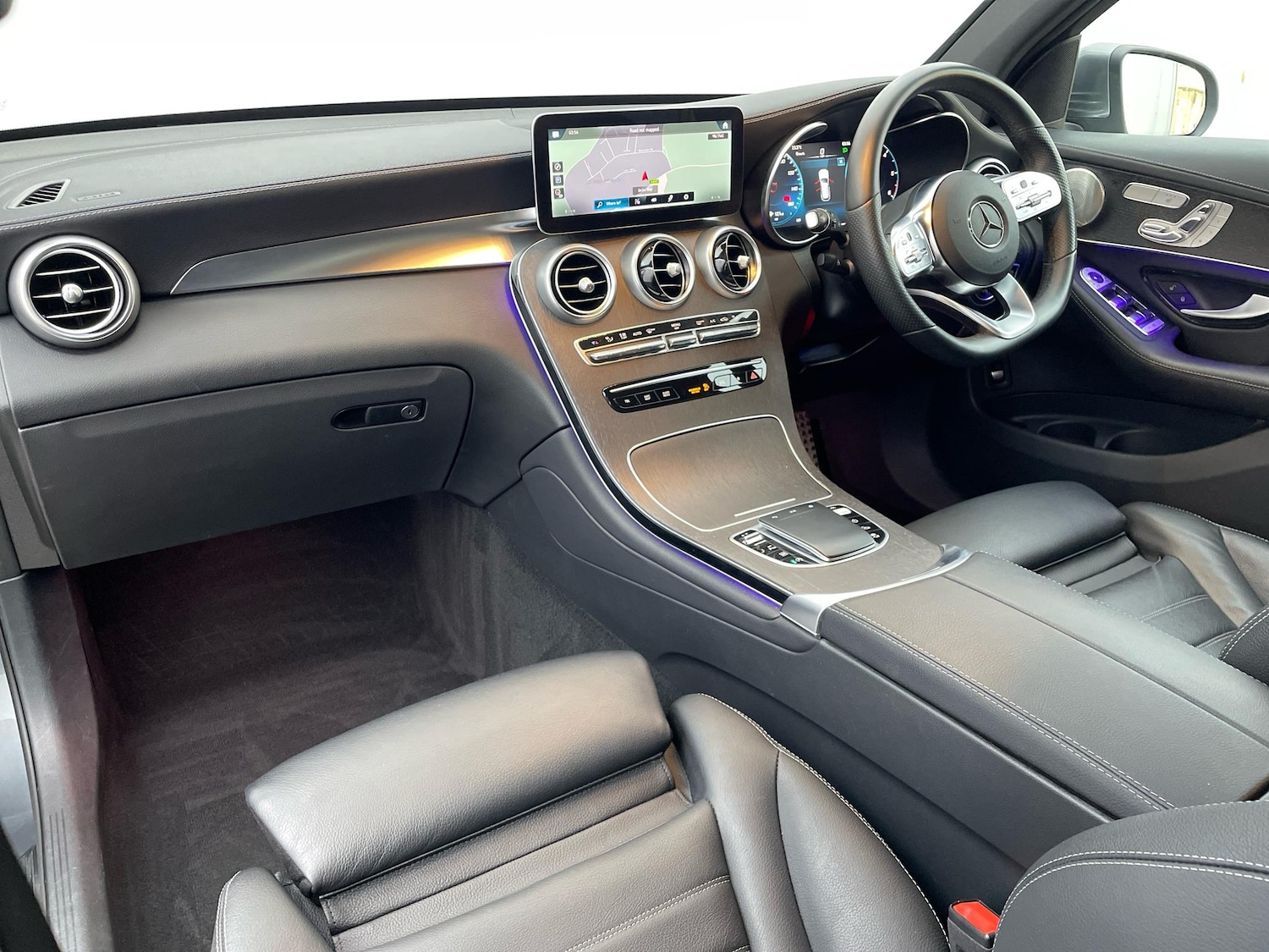 Used Mercedes-Benz GLC 2021 for sale - 76702507: Photo 9