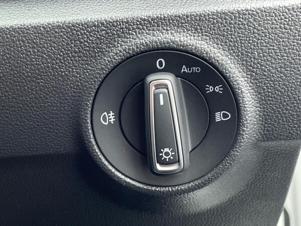Used Volkswagen T-Roc 2024 for sale - 74653135: Photo 17