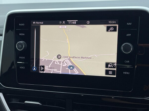 Used Volkswagen T-Roc 2024 for sale - 74653135: Photo 23