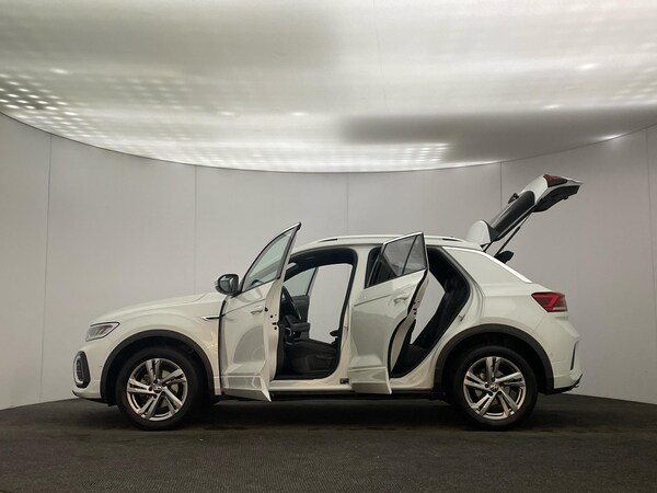 Used Volkswagen T-Roc 2024 for sale - 74653135: Photo 31
