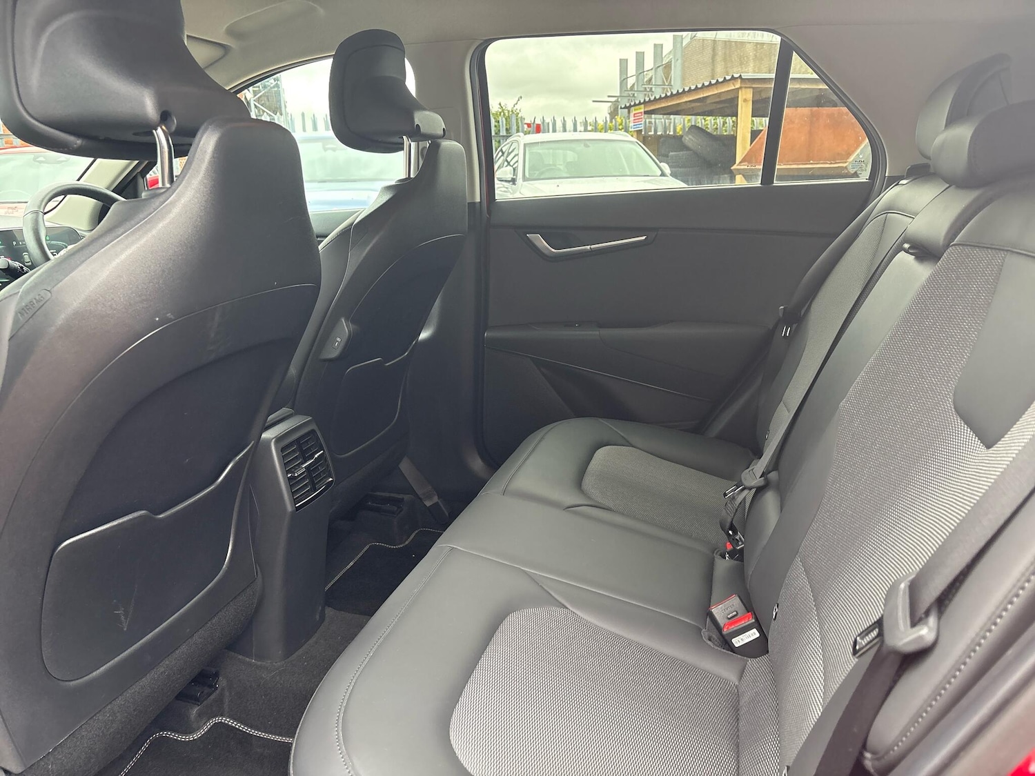 Used Kia Niro 2023 for sale - 77330873: Photo 10