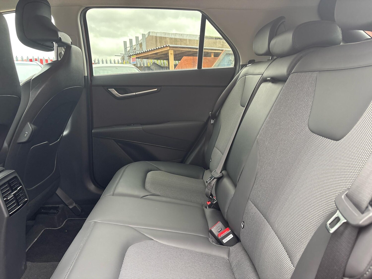 Used Kia Niro 2023 for sale - 77330873: Photo 14