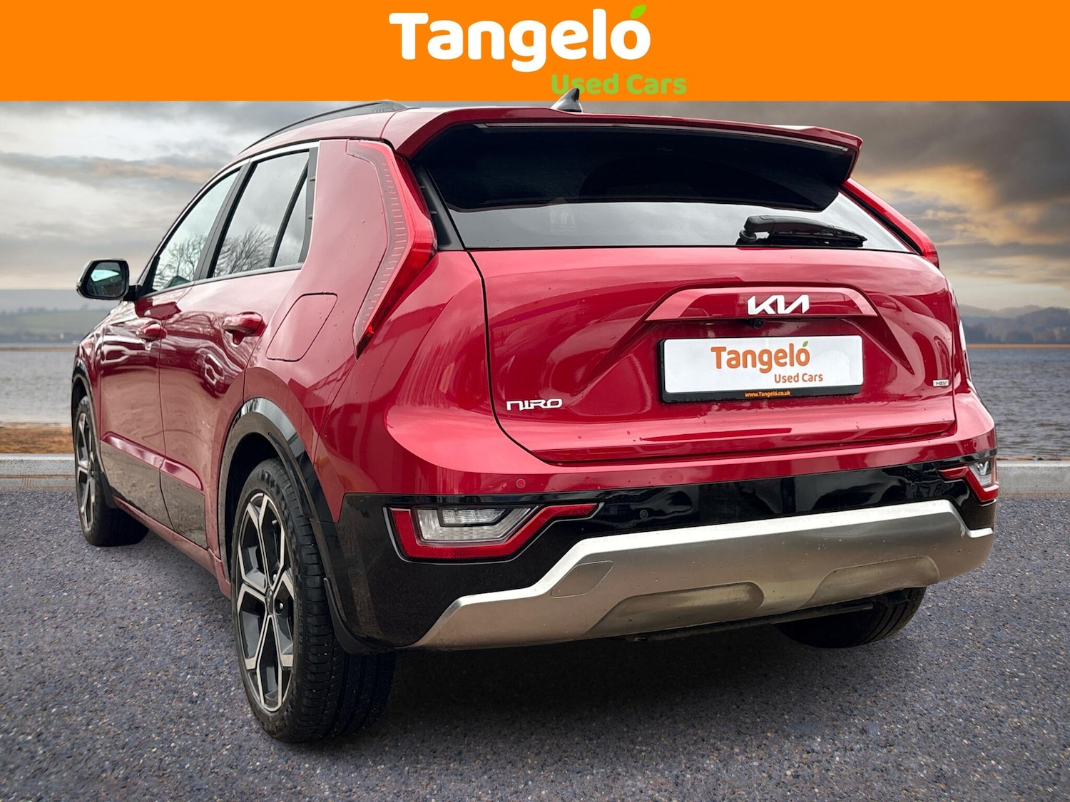 Used Kia Niro 2023 for sale - 77330873: Photo 2