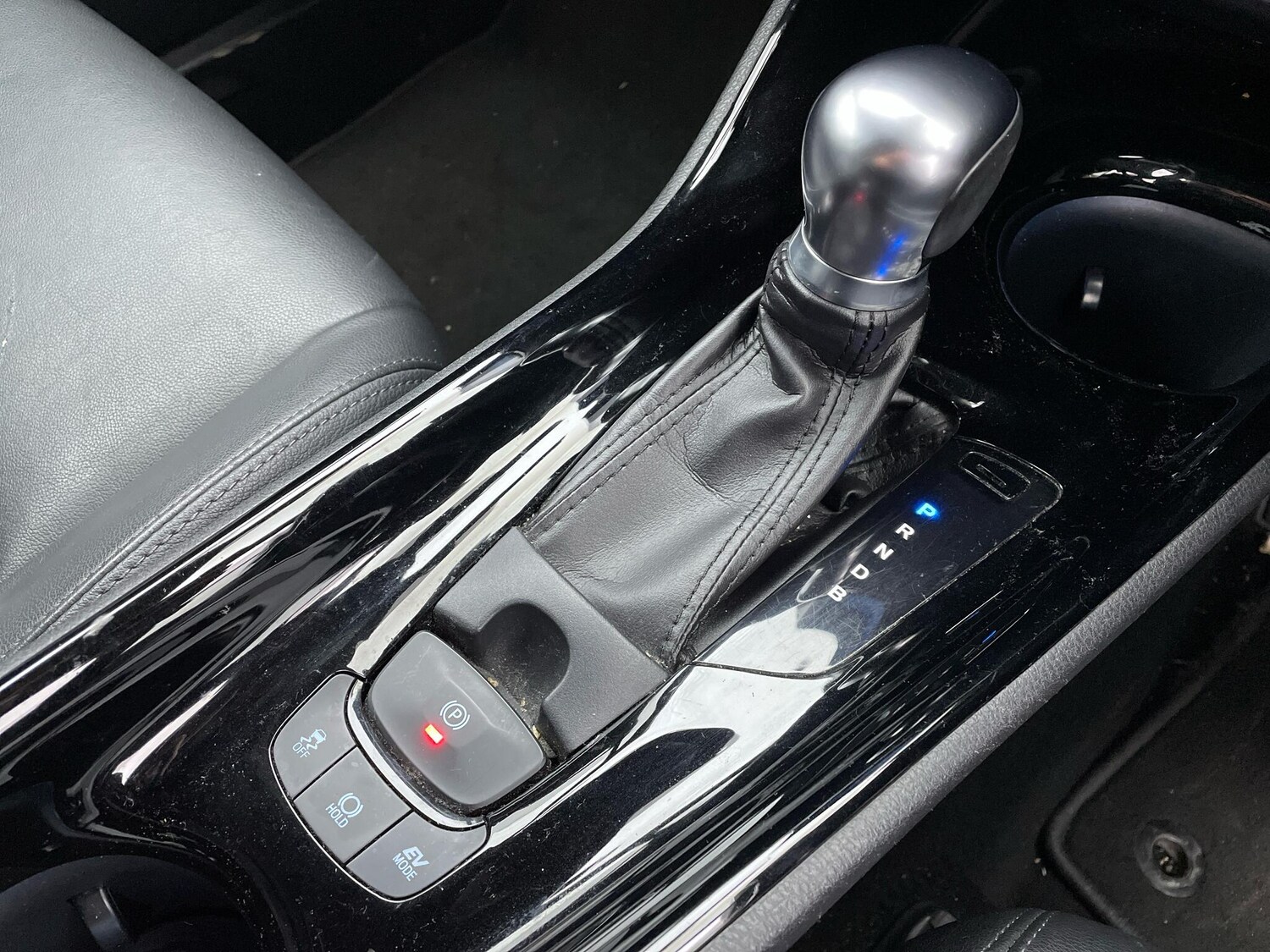 Used Toyota C-HR 2018 for sale - 77586122: Photo 37