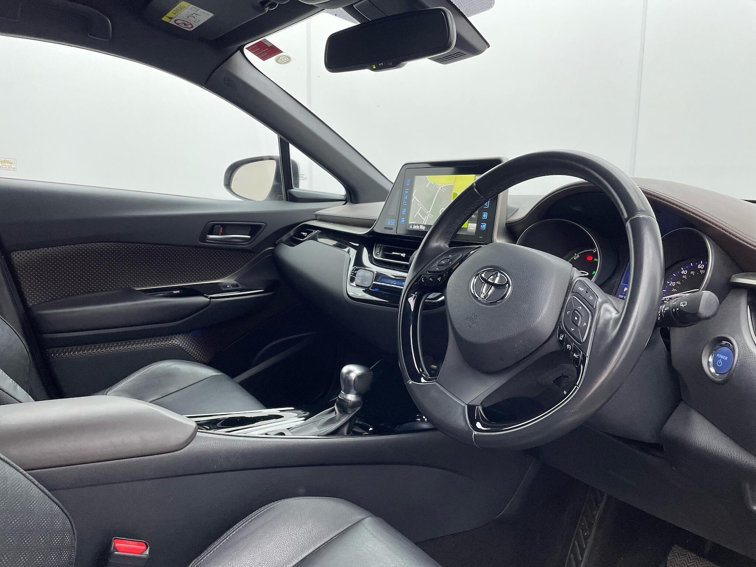 Used Toyota C-HR 2018 for sale - 77586122: Photo 5