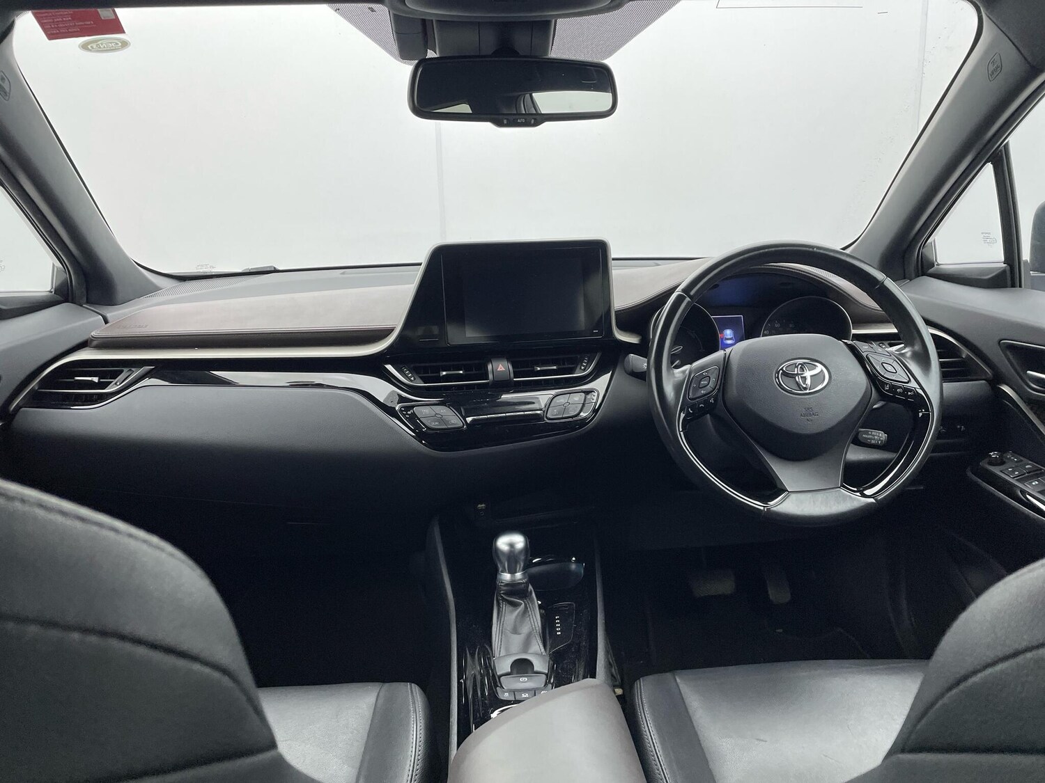 Used Toyota C-HR 2018 for sale - 77586122: Photo 7