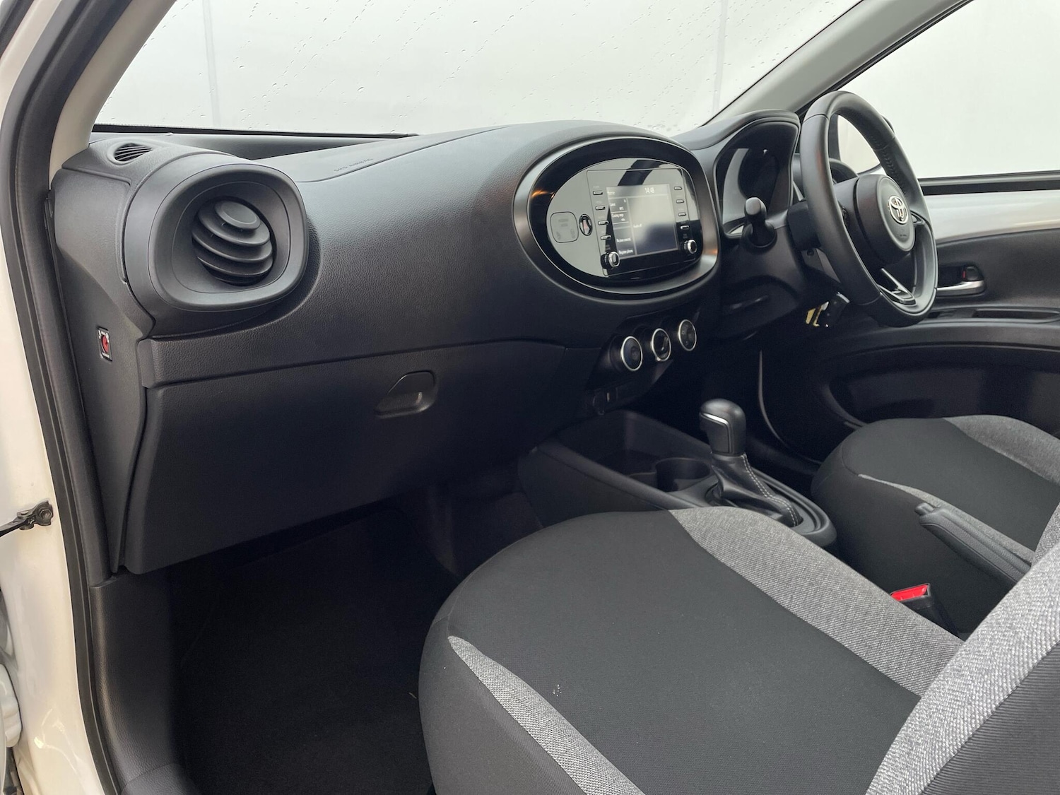 Used Toyota Aygo X 2022 for sale - 77523823: Photo 24